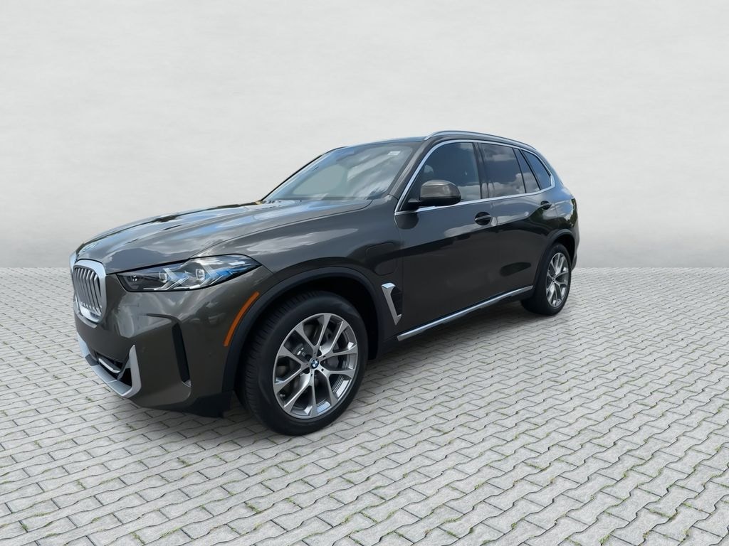 New 2026 BMW X5 xDrive50e SUV