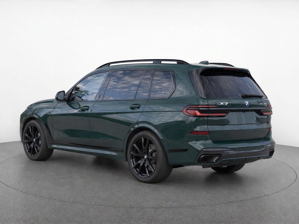 New 2027 BMW X7 xDrive40i SUV