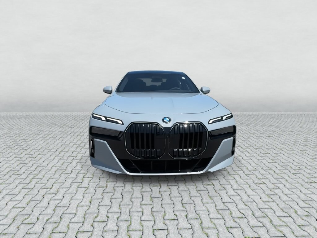 Used 2026 BMW 740i xDrive Sedan