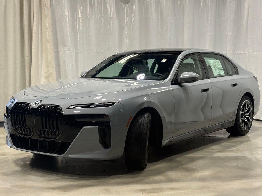 Used 2026 BMW 760i xDrive Sedan