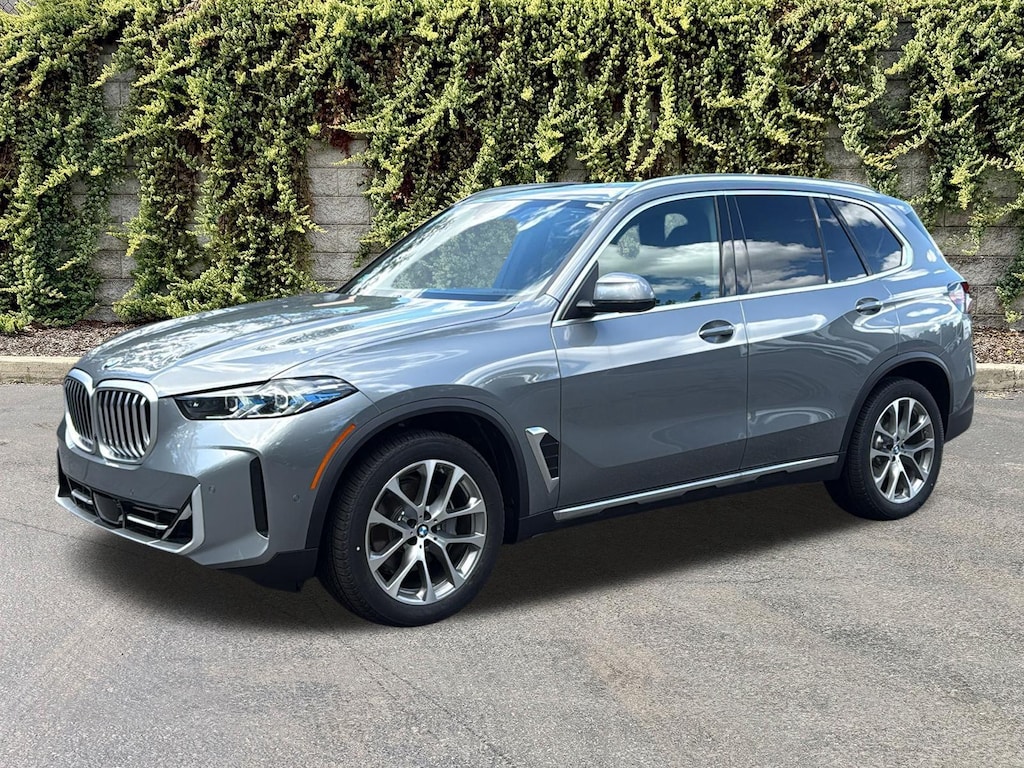 New 2026 BMW X5 xDrive40i Sports Activity Vehicle