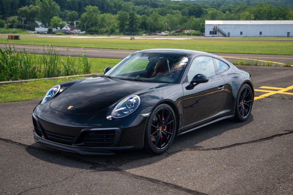 Used 2017 Porsche 911 Carrera 4S Coupe