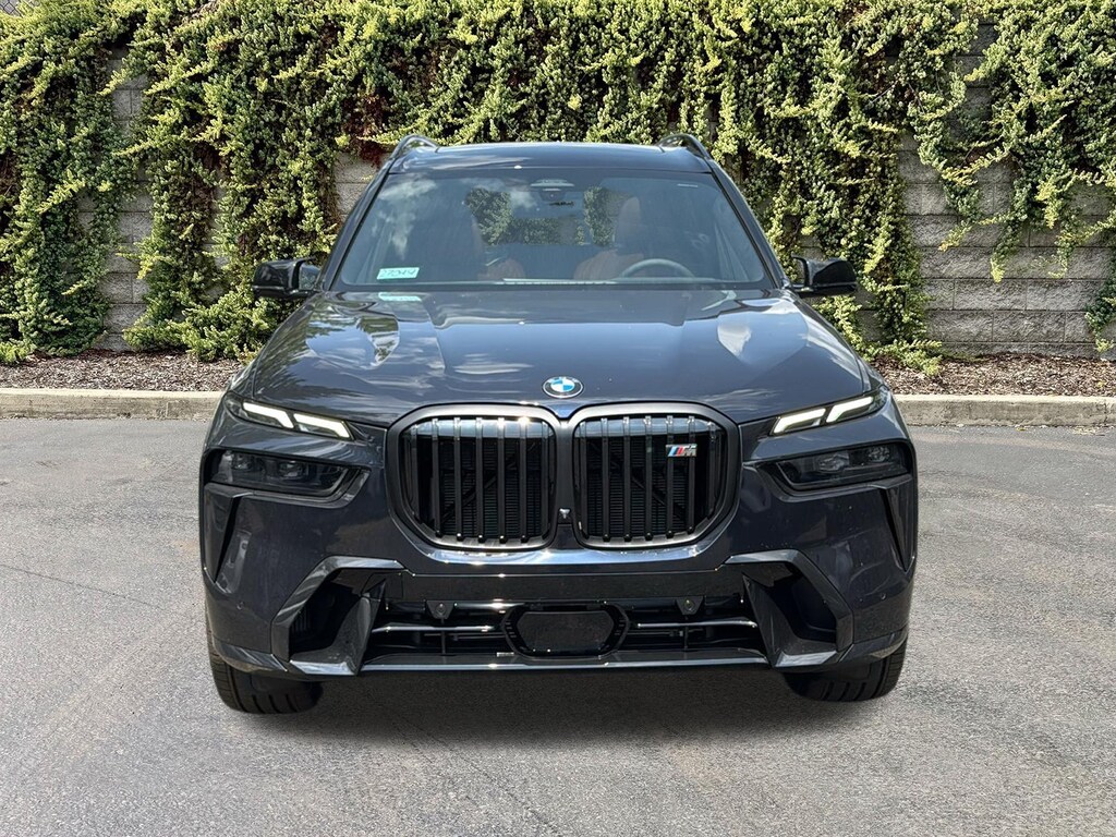 New 2027 BMW X7 M60i Sports Activity Vehicle