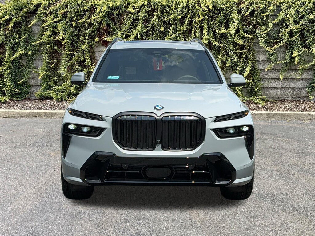 New 2027 BMW X7 xDrive40i Sports Activity Vehicle