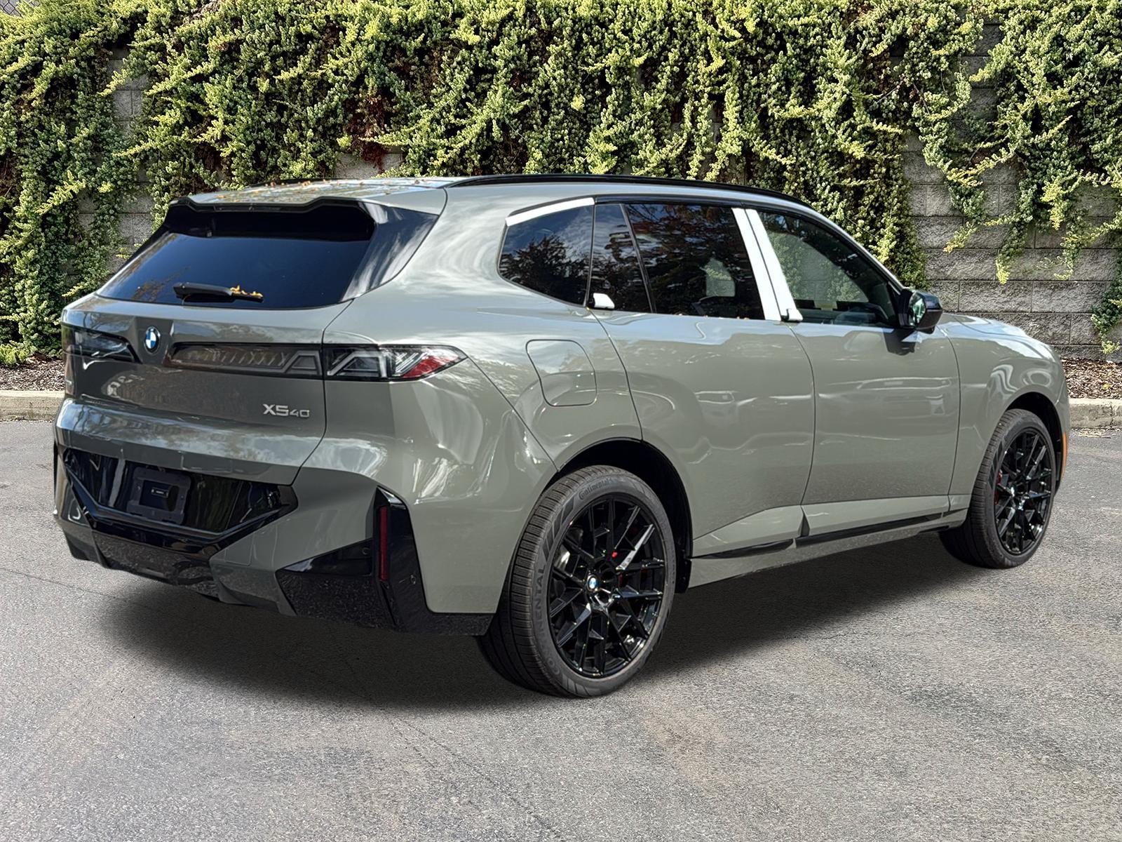 New 2027 BMW X5 40 xDrive Sports Activity Vehicle