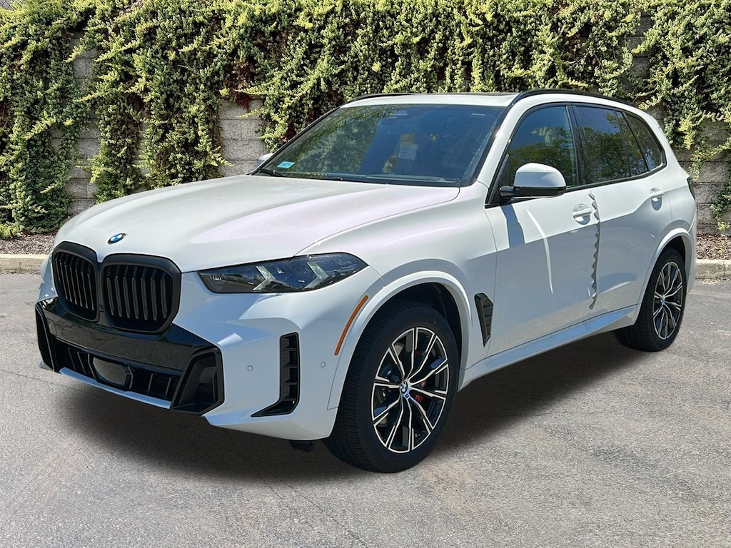 New 2026 BMW X5 xDrive40i Sports Activity Vehicle