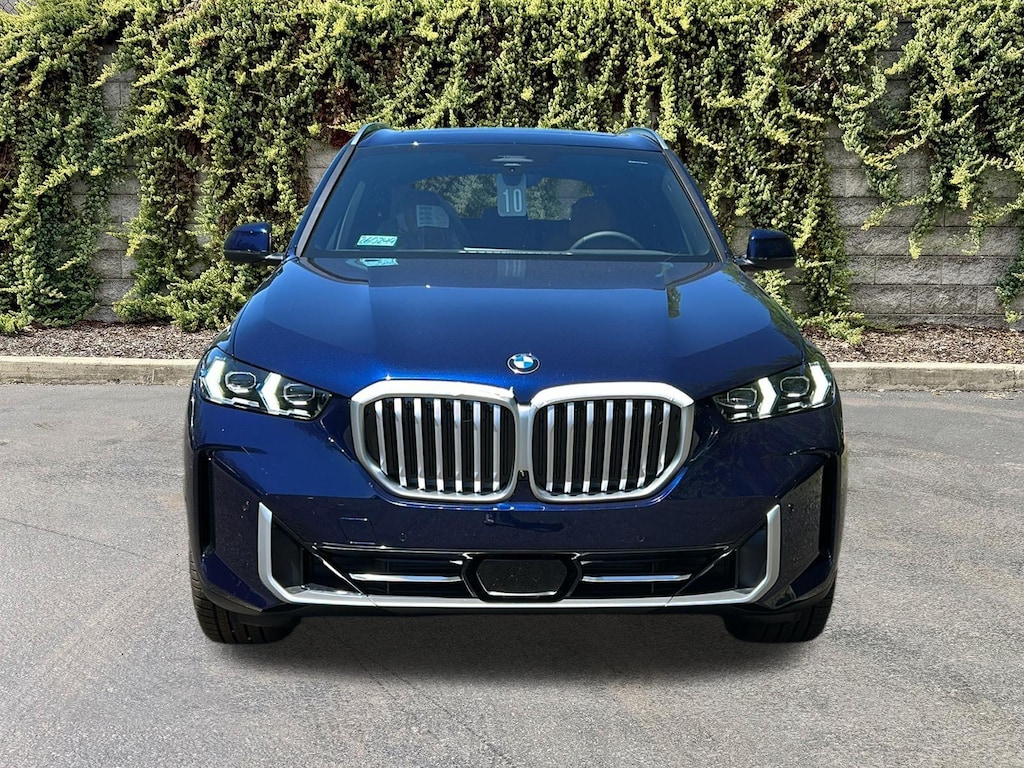 New 2026 BMW X5 xDrive40i Sports Activity Vehicle