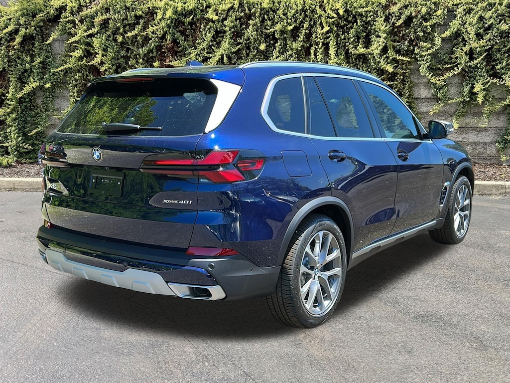 New 2026 BMW X5 xDrive40i Sports Activity Vehicle