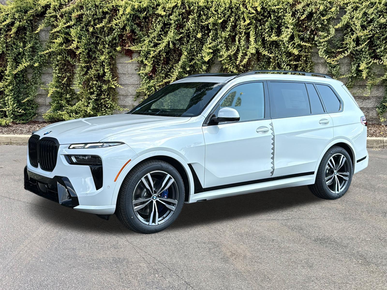 New 2027 BMW X7 xDrive40i Sports Activity Vehicle