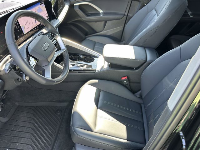 2025 Audi Q5 Premium Plus - Photo 24