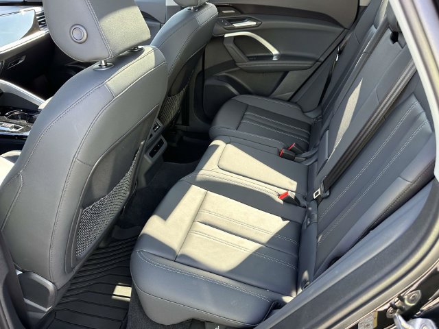 2025 Audi Q5 Premium Plus - Photo 17