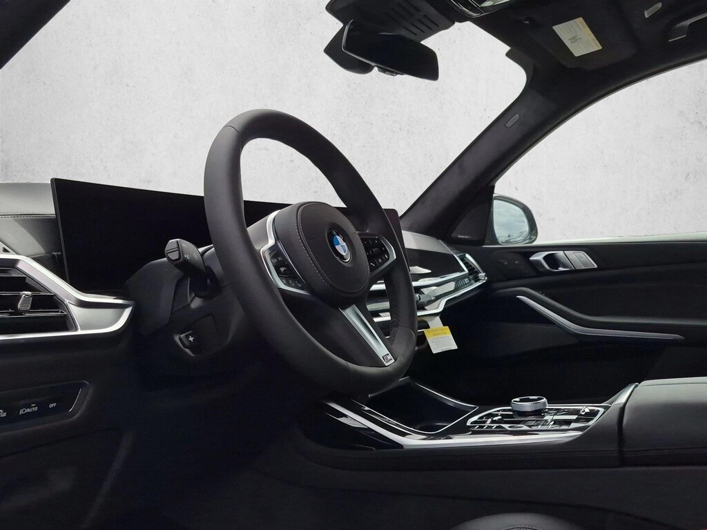 New 2027 BMW X7 xDrive40i SUV