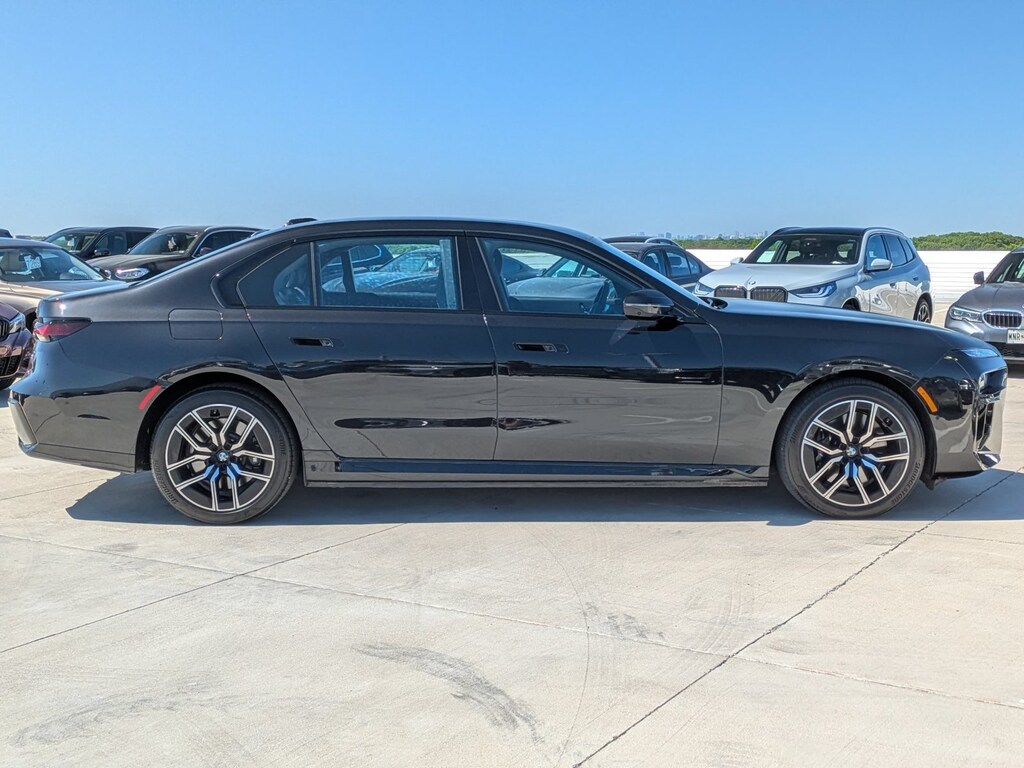 Used 2025 BMW 750e xDrive Sedan