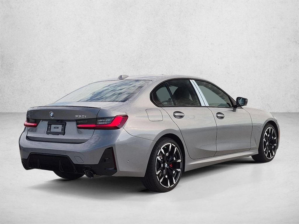 New 2026 BMW 330i xDrive Sedan