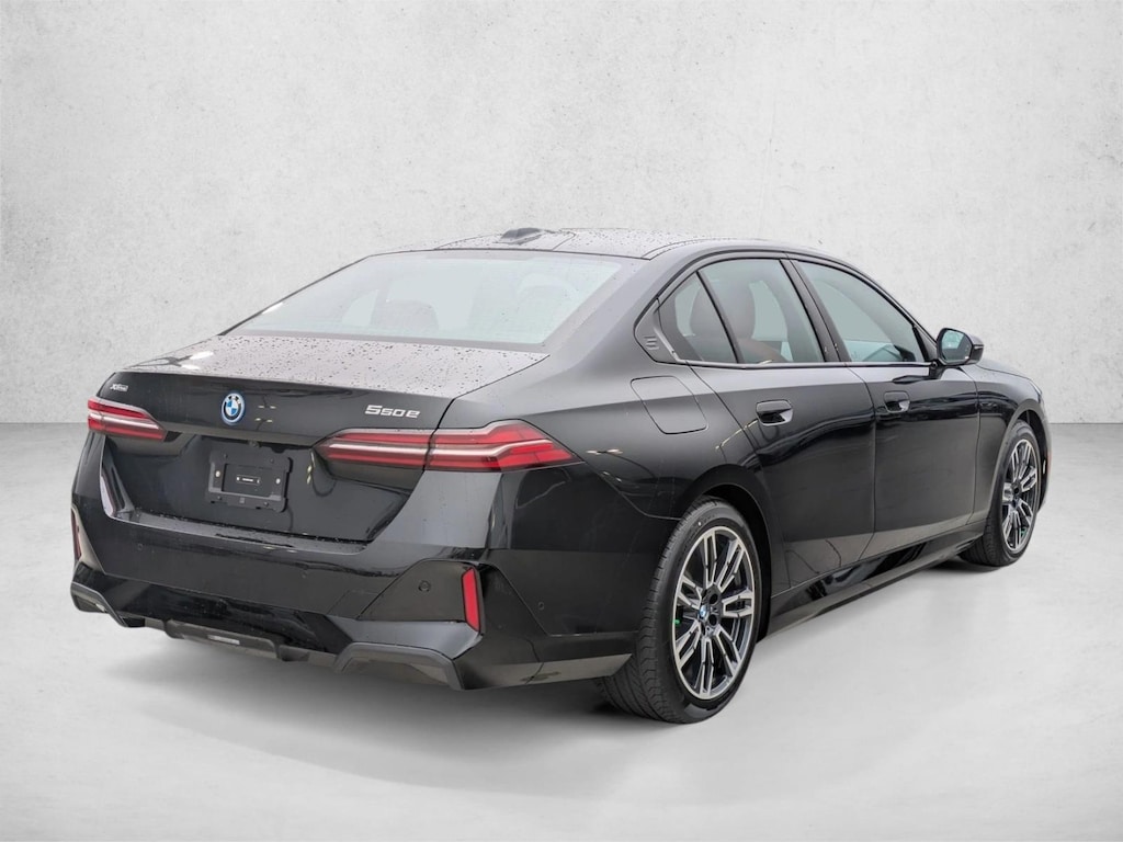Used 2026 BMW 550e xDrive Sedan