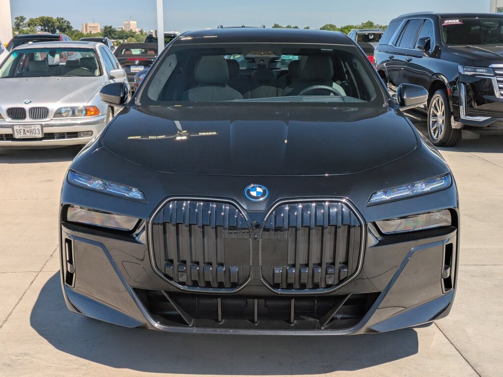 Used 2025 BMW 750e xDrive Sedan