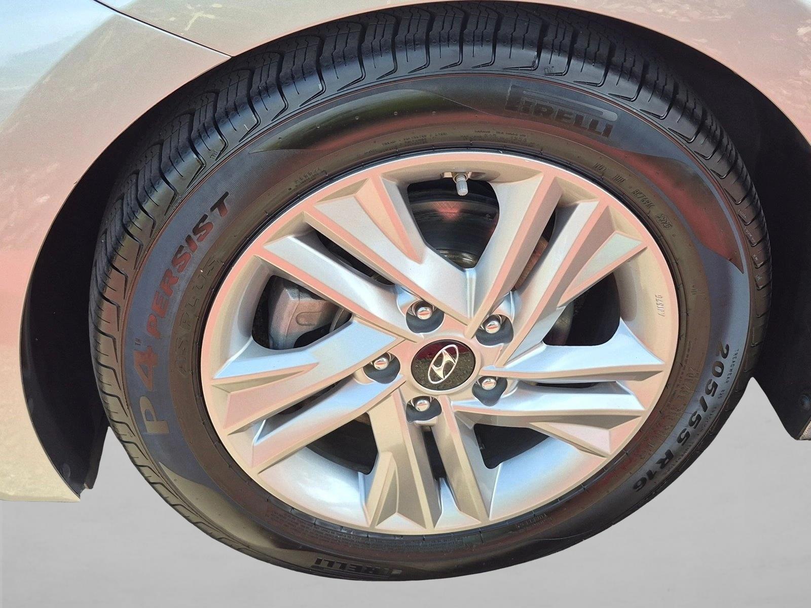 2020 Hyundai Elantra SEL - Photo 21