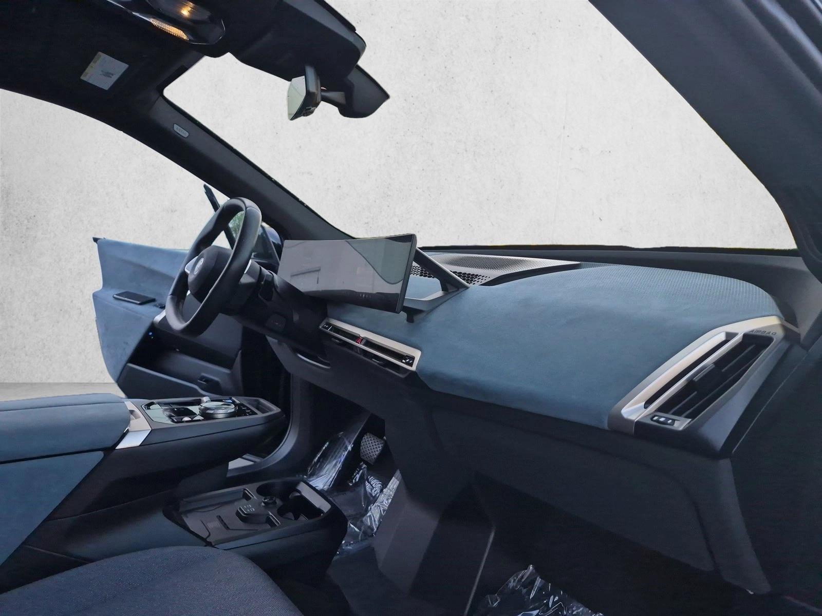 2024 BMW iX Base - Photo 24