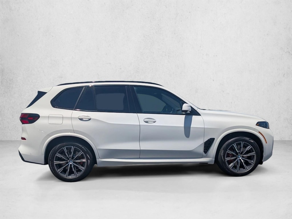 New 2026 BMW X5 PHEV xDrive50e SUV