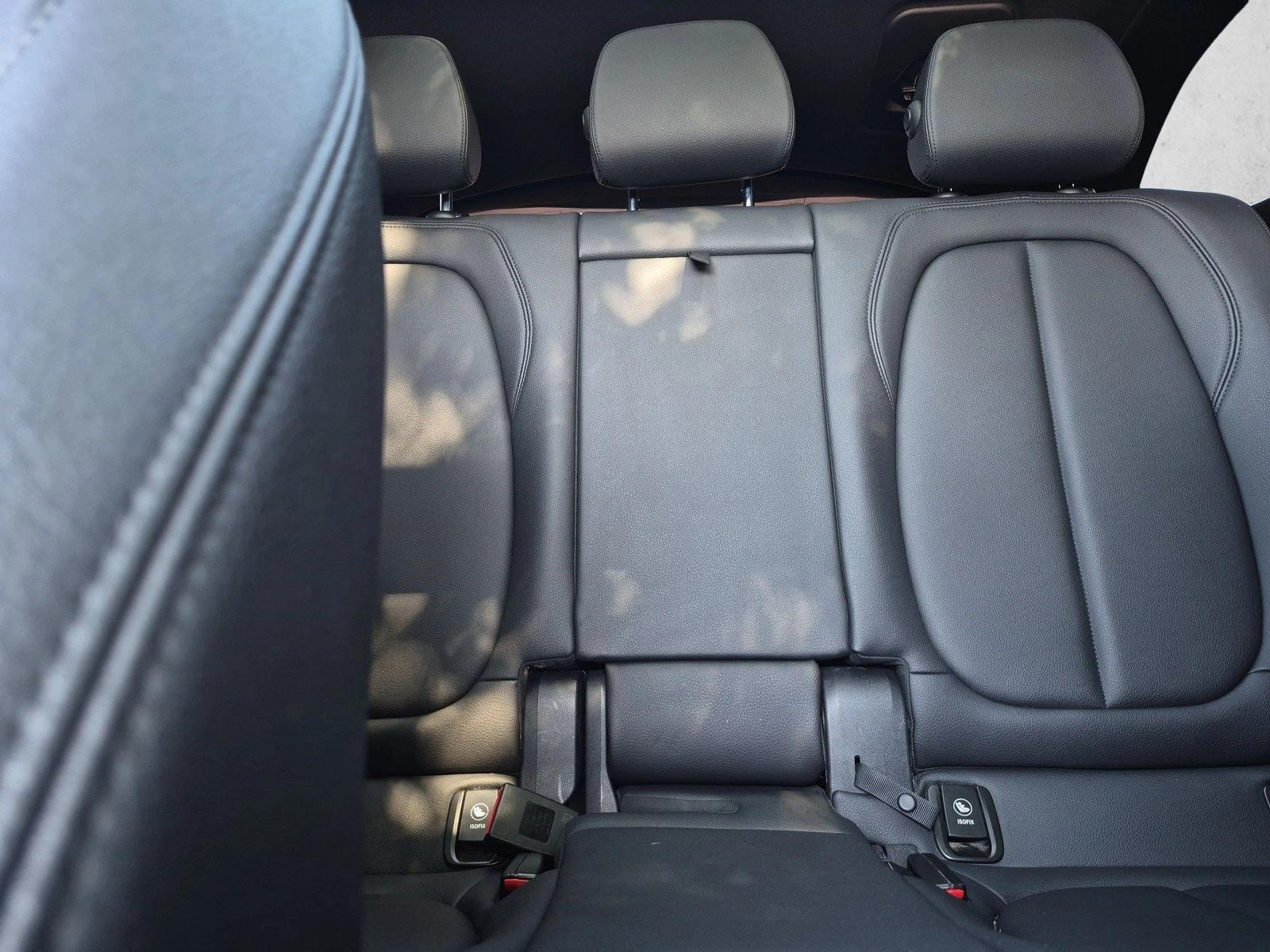2019 BMW X1 28i - Photo 24