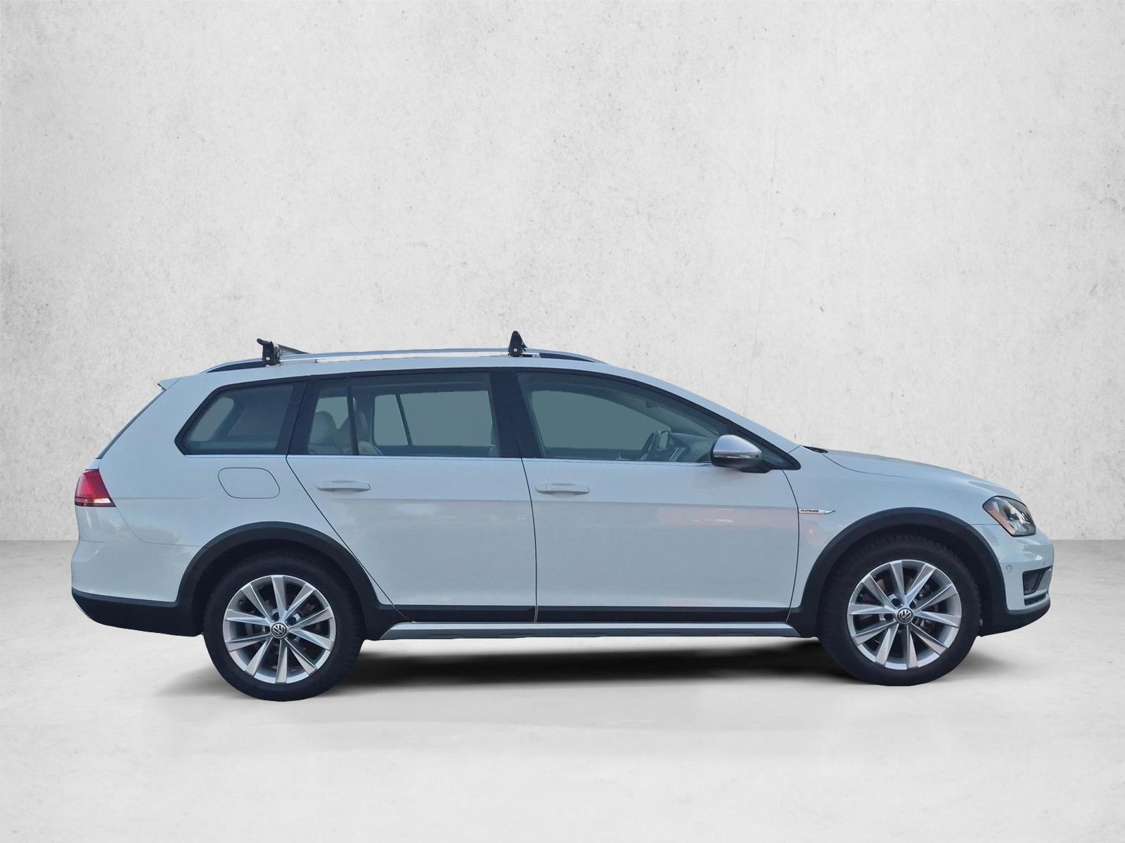 Used 2017 Volkswagen Golf Alltrack TSI Wagon
