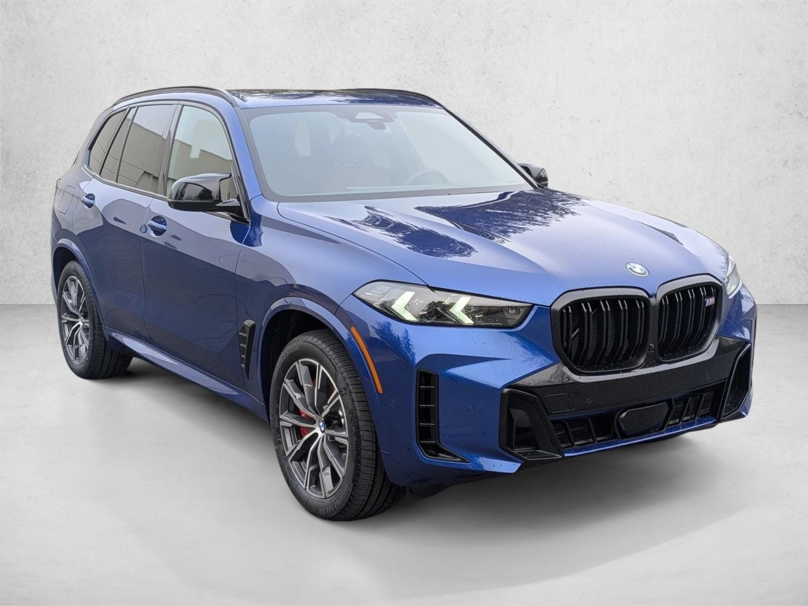 2026 BMW X5 M60i - Photo 6