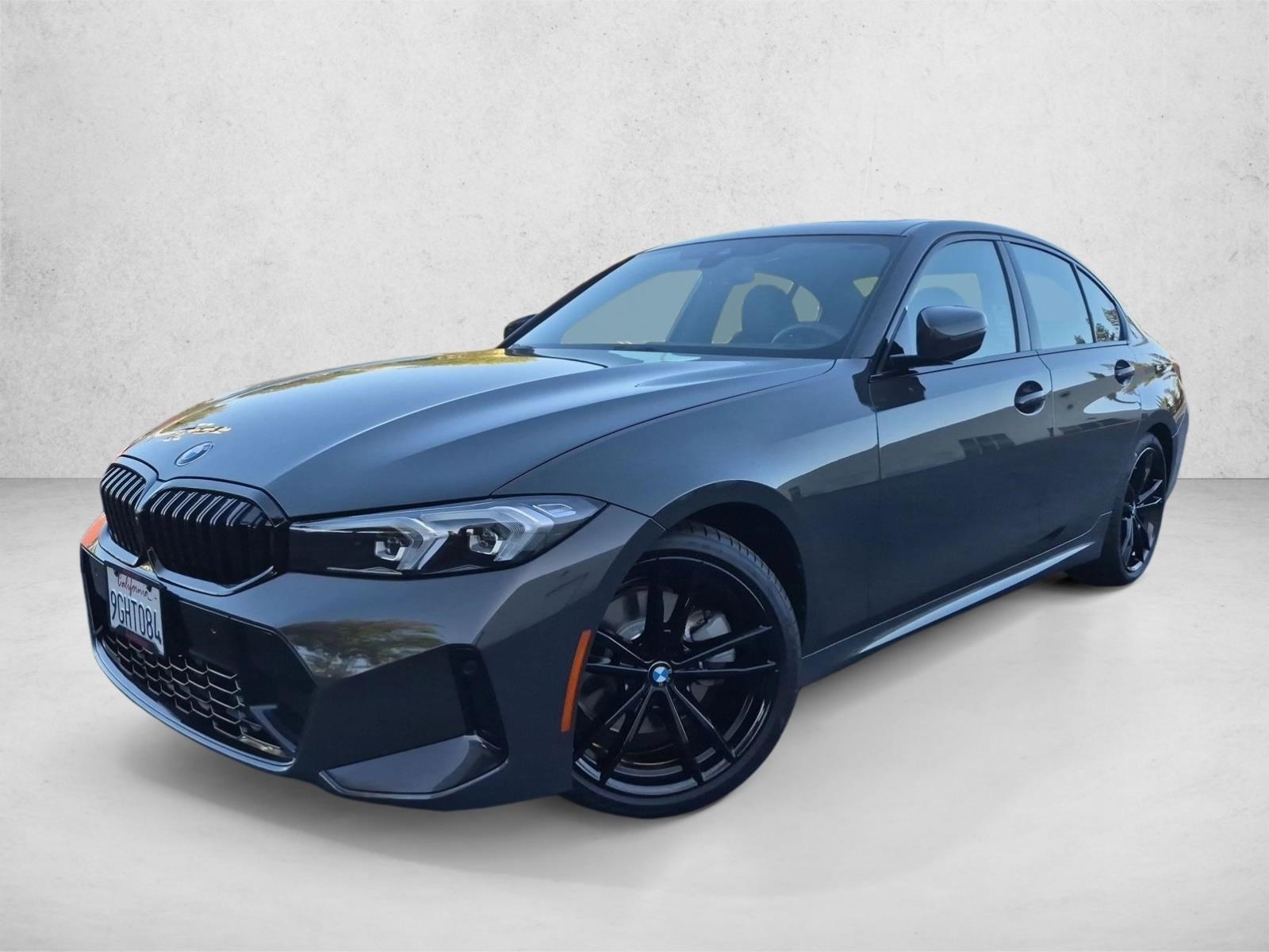  BMW 330i