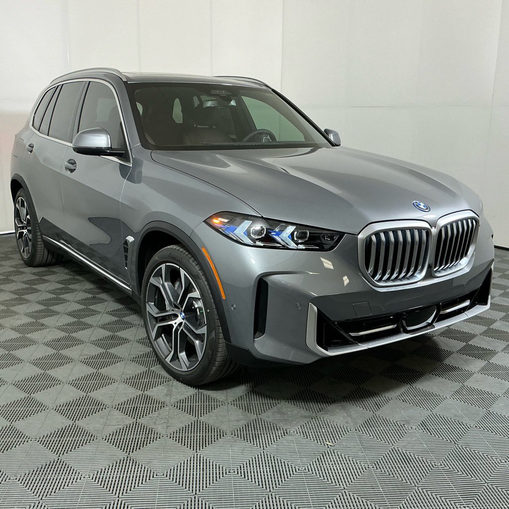 New 2026 BMW X5 xDrive50e SUV