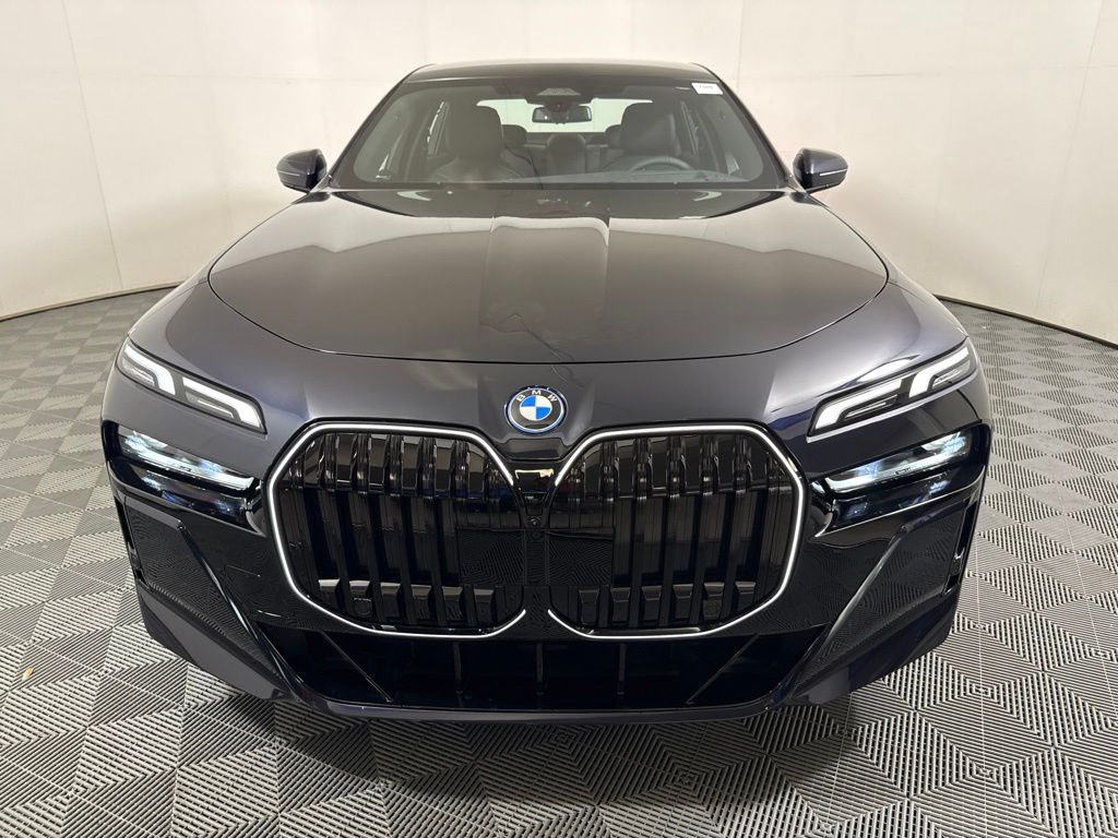 New 2026 BMW 7 Series 750e xDrive Sedan