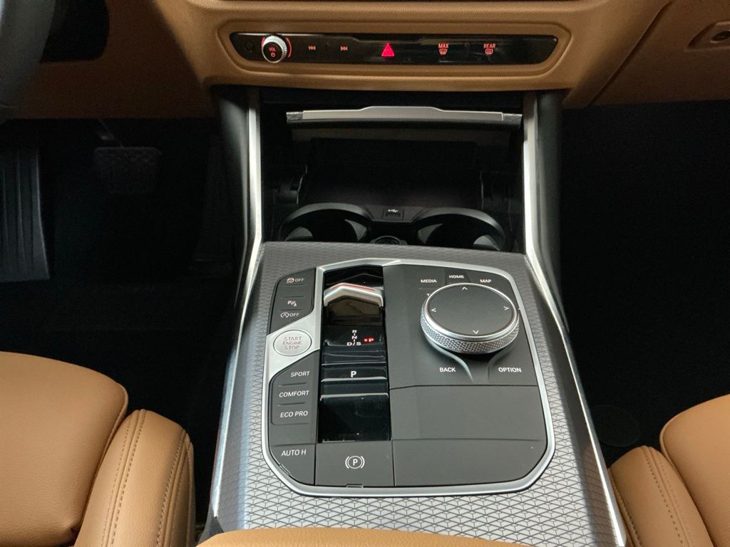 2026 BMW 3 Series 330i - Photo 14