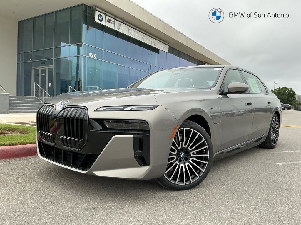 New 2026 BMW 7 Series 750e xDrive Sedan