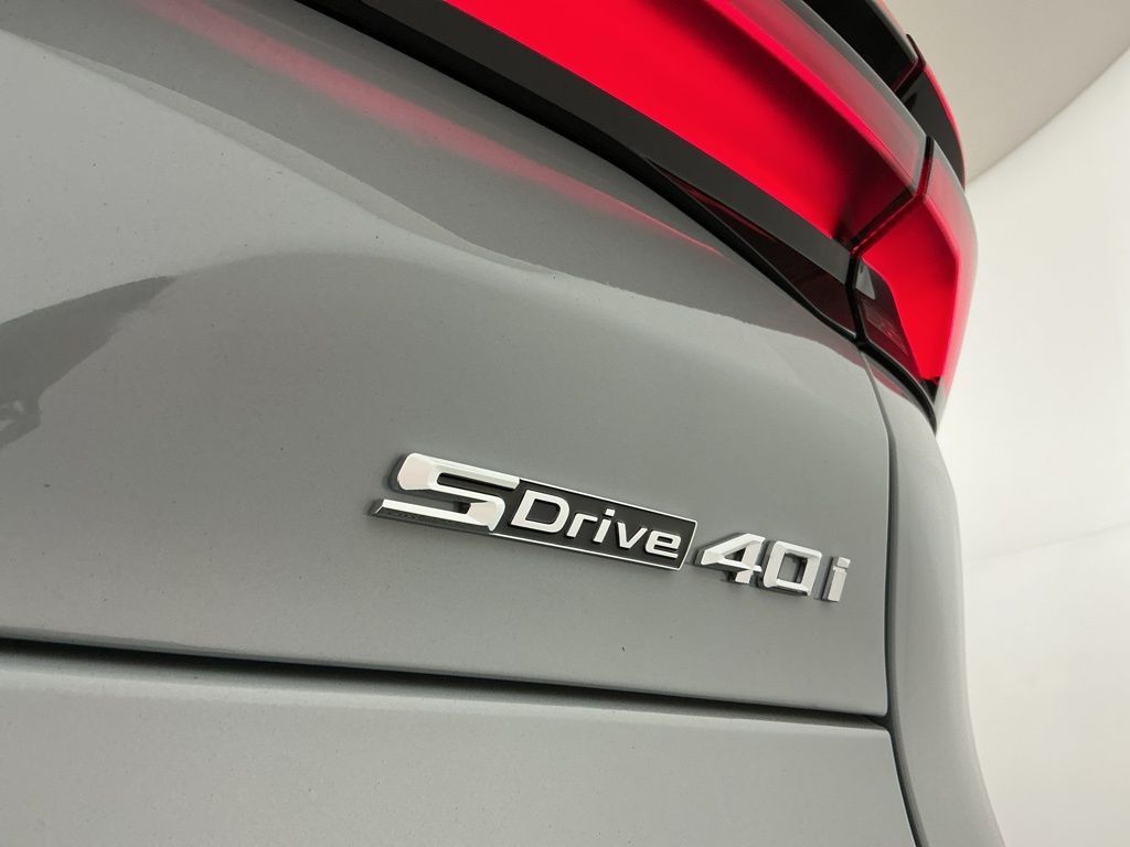 2026 BMW X5 40i - Photo 9