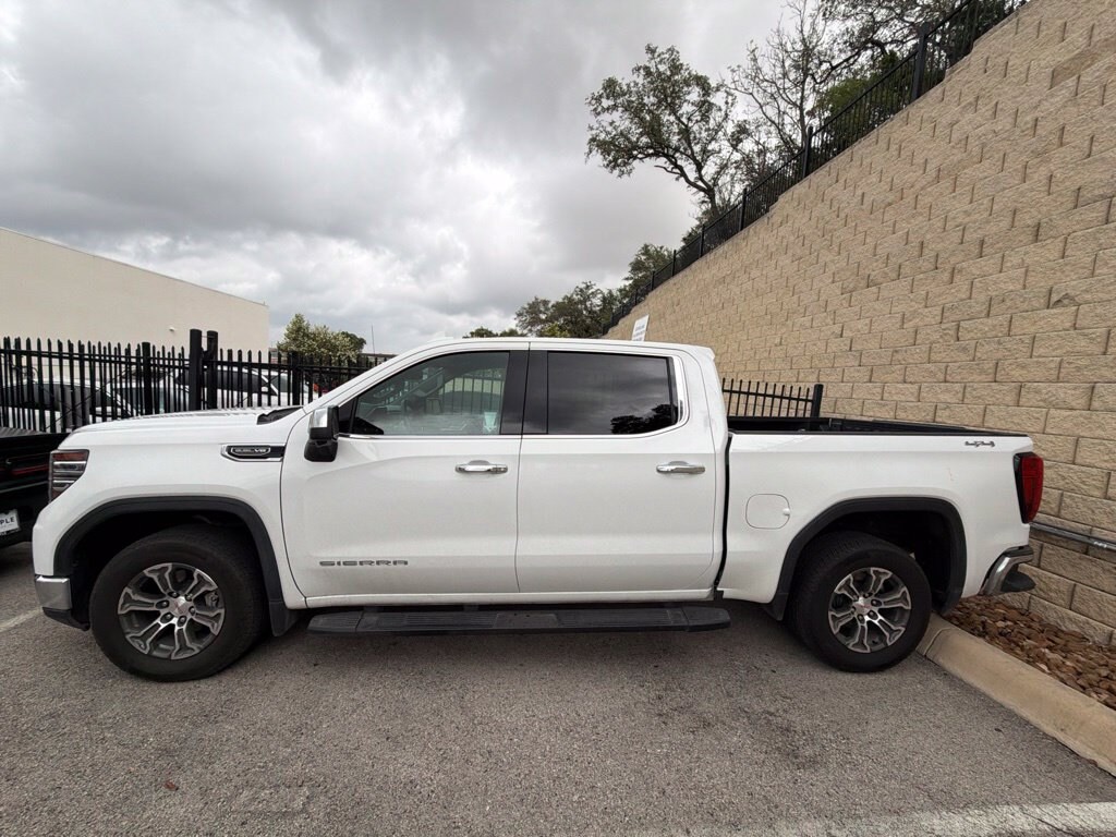 Used 2025 GMC Sierra 1500 SLT Truck