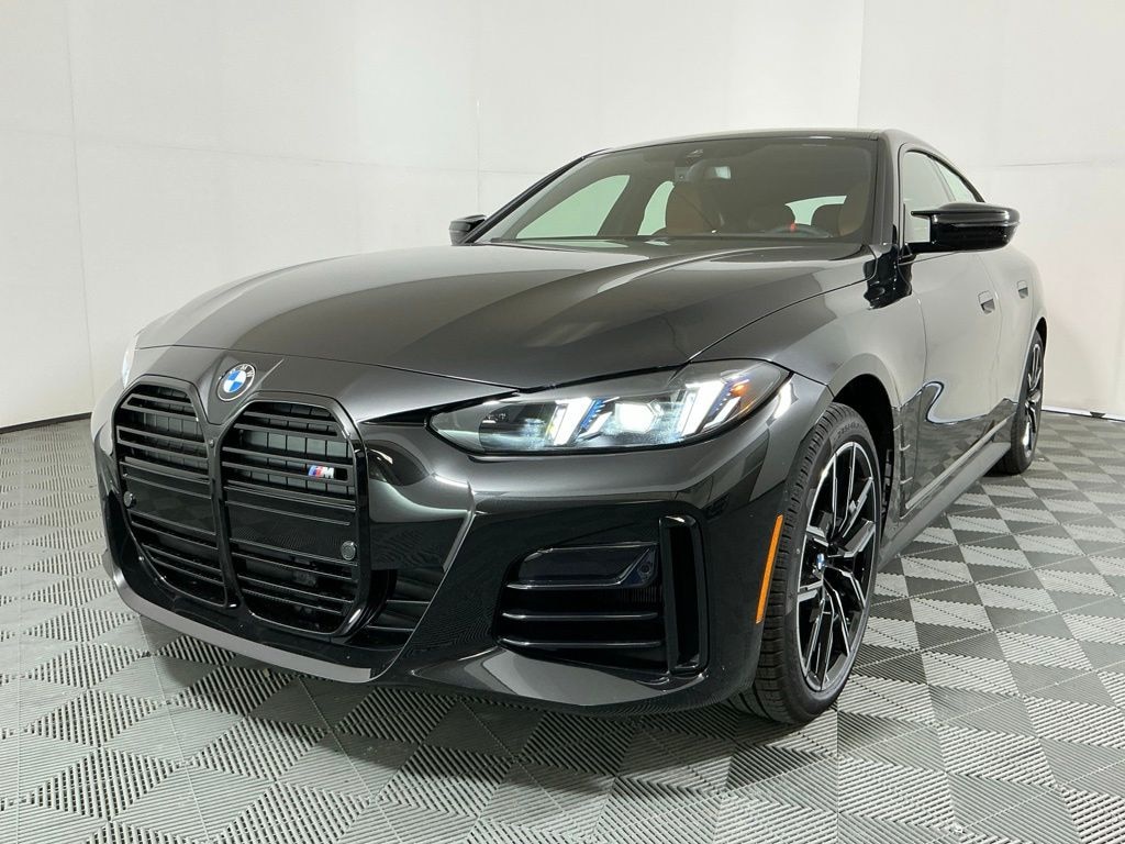 New 2026 BMW M440i Hatchback