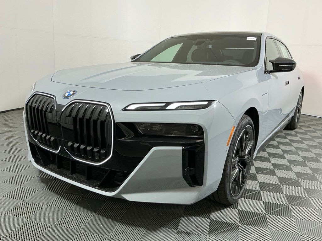 New 2026 BMW 7 Series 750e xDrive Sedan