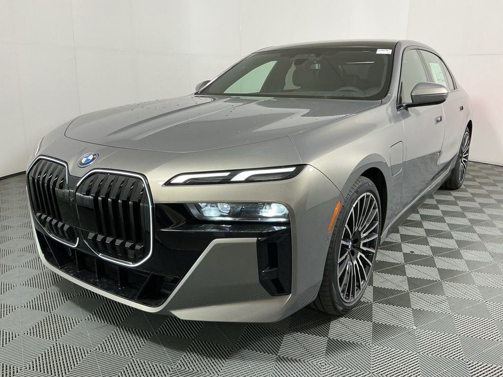 New 2026 BMW 7 Series 750e xDrive Sedan