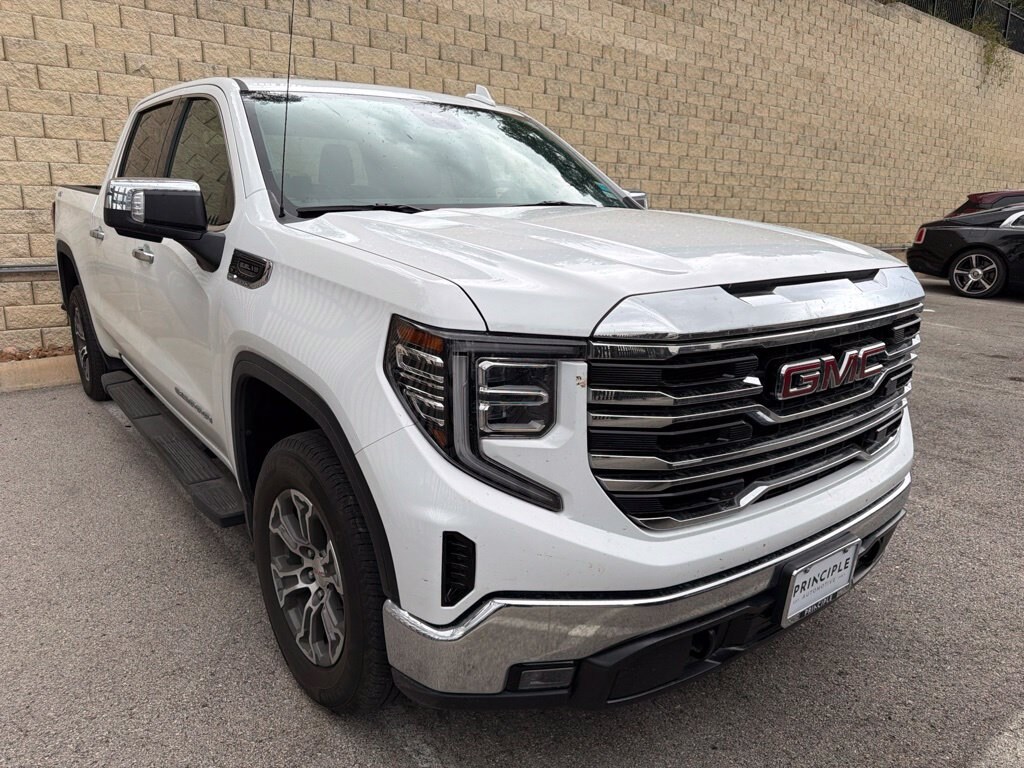 Used 2025 GMC Sierra 1500 SLT Truck