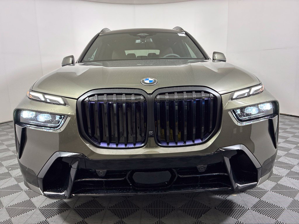 New 2027 BMW X7 xDrive40i SUV