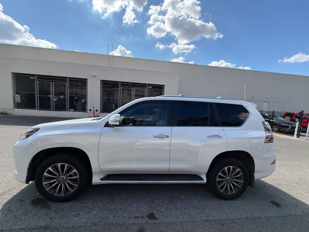 Used 2023 Lexus GX 460 Luxury SUV