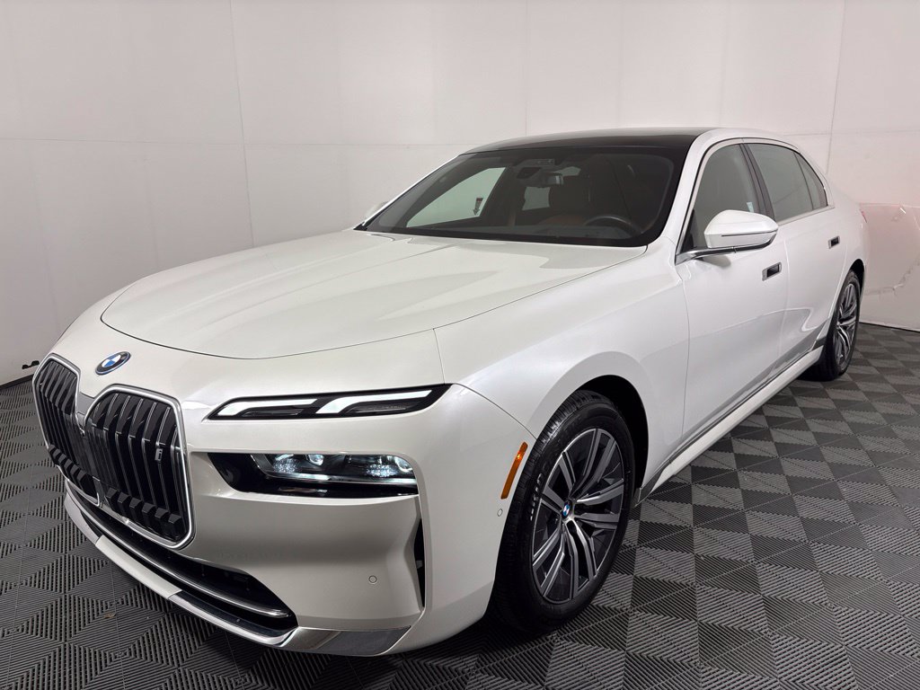 Used 2024 BMW i7 Base with VIN WBY43EJ07RCP97765 for sale in San Antonio, TX
