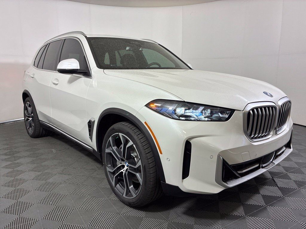 New 2026 BMW X5 xDrive50e SUV