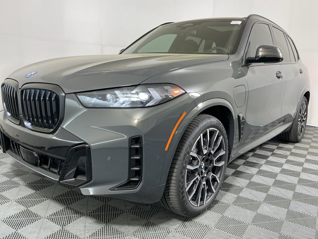 New 2026 BMW X5 xDrive50e SUV