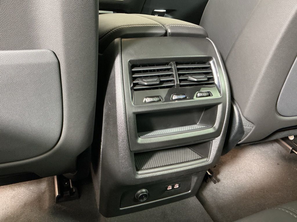 2026 BMW X5 40i - Photo 28