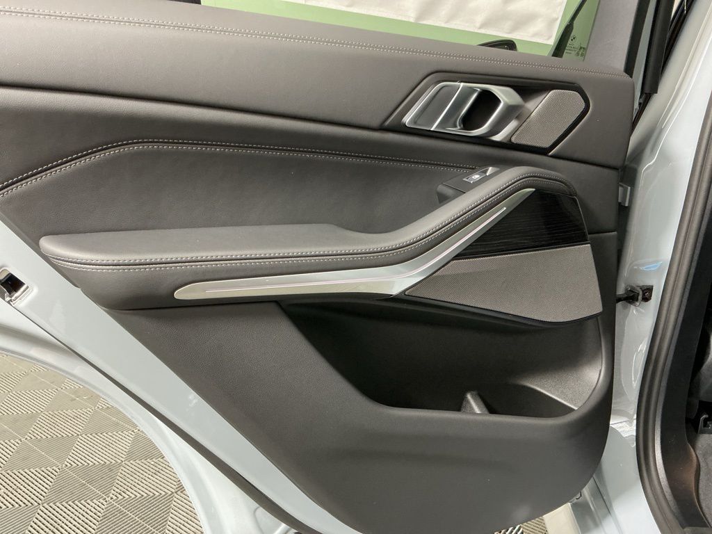 2026 BMW X5 40i - Photo 26