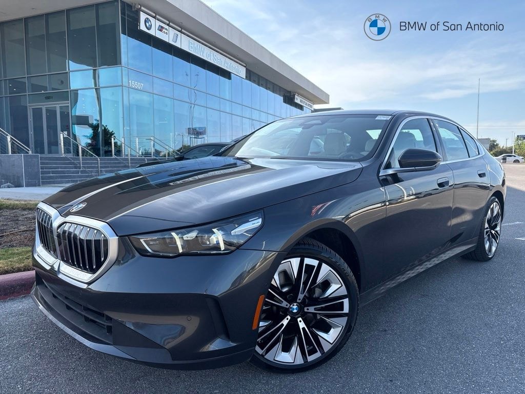 Certified 2026 BMW 530i Sedan