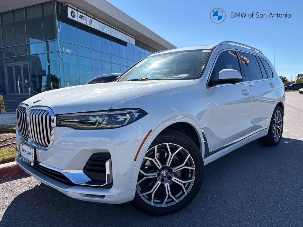 2022 BMW X7