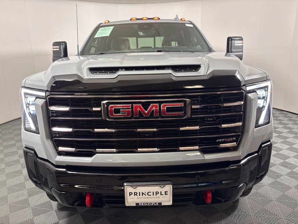 Used 2025 GMC Sierra 2500HD AT4X Truck