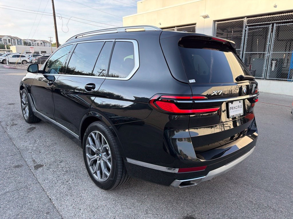 Used 2023 BMW X7 xDrive40i SUV