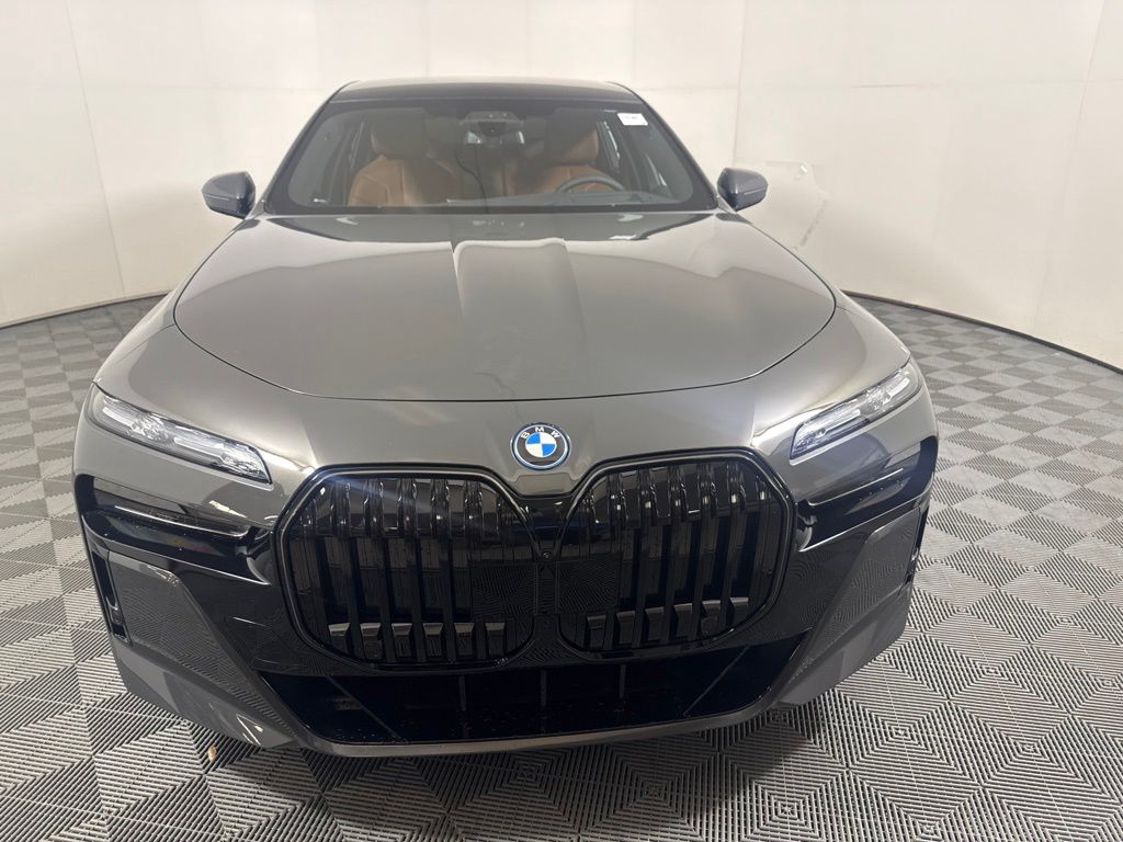 New 2026 BMW 7 Series 750e xDrive Sedan