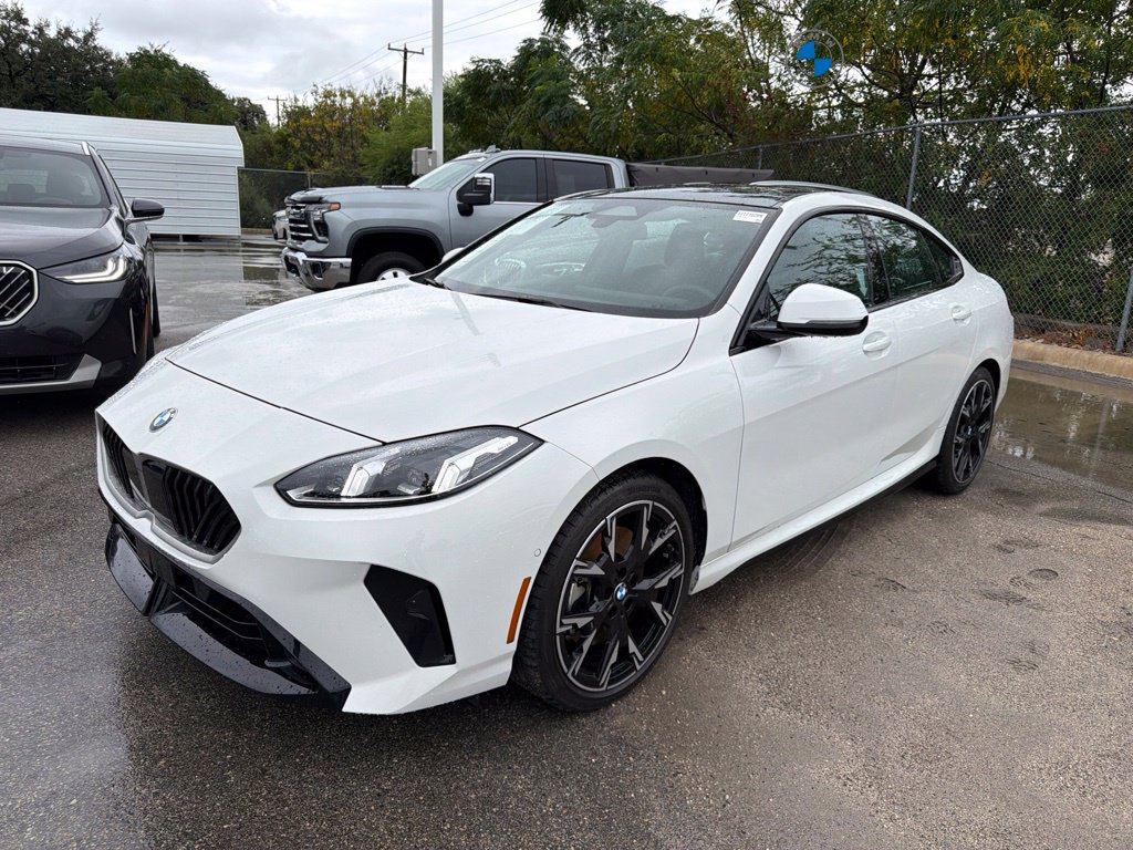  BMW 228i